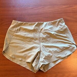 Athleta Women's pistachio Athletic Shorts